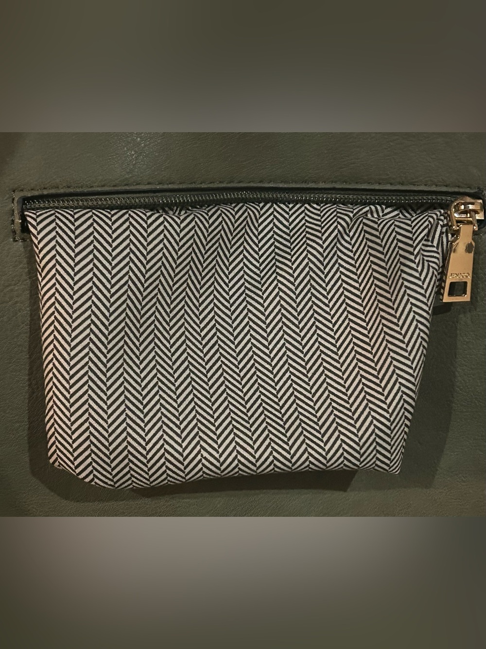 Jen & Co. Chloe Vegan Leather Crossbody Bag - Picture 16 of 16